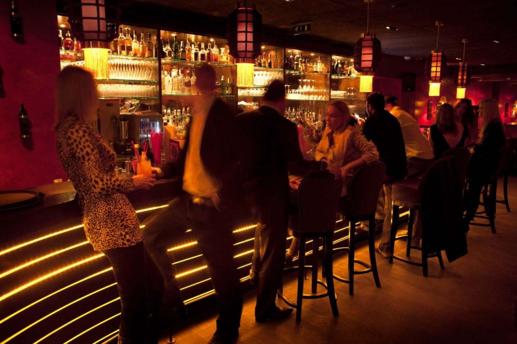 buddha-bar-restaurant-gal-07-lounge-bar-1300x867